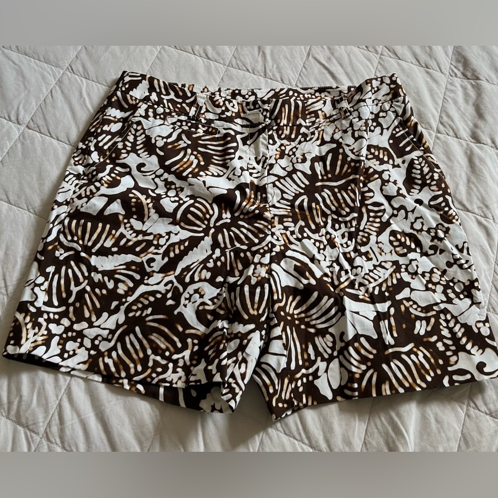 Jones New York Signature Petite Tropical Print Shorts